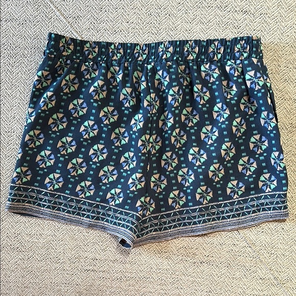 BCBGMaxAzria High Waist Blue and White Shorts - Picture 3 of 4